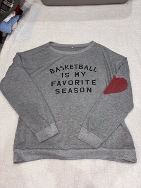 Basketball Crewneck XL